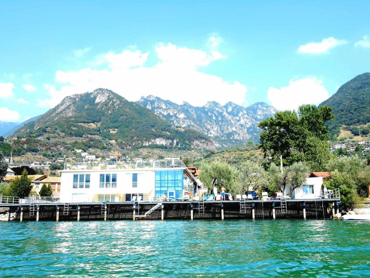 Direttamente Al Lago Apartments Мароне Екстериор снимка